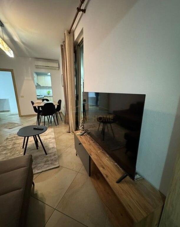 Qera, Apartament 3+1, Rruga e Kavajes, Tirane