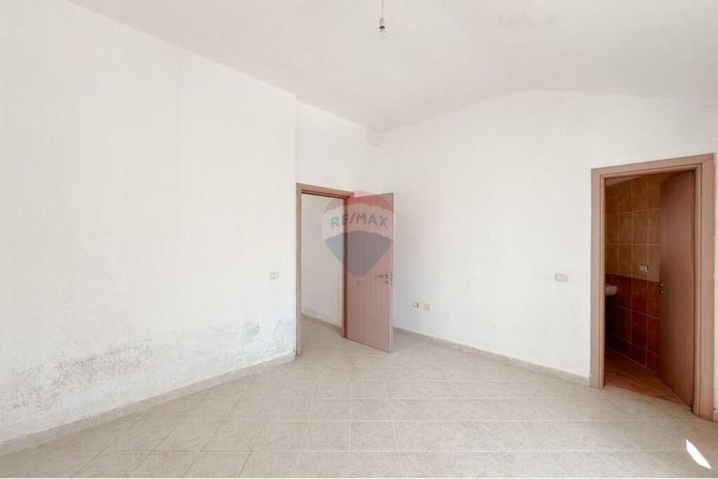 Apartament - Për Shitje - Qesarak, Tiranë(ID: 530191009-1692)