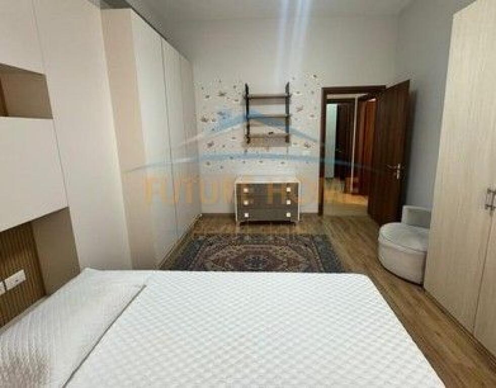 Rent, Apartment 2+1+2, Center