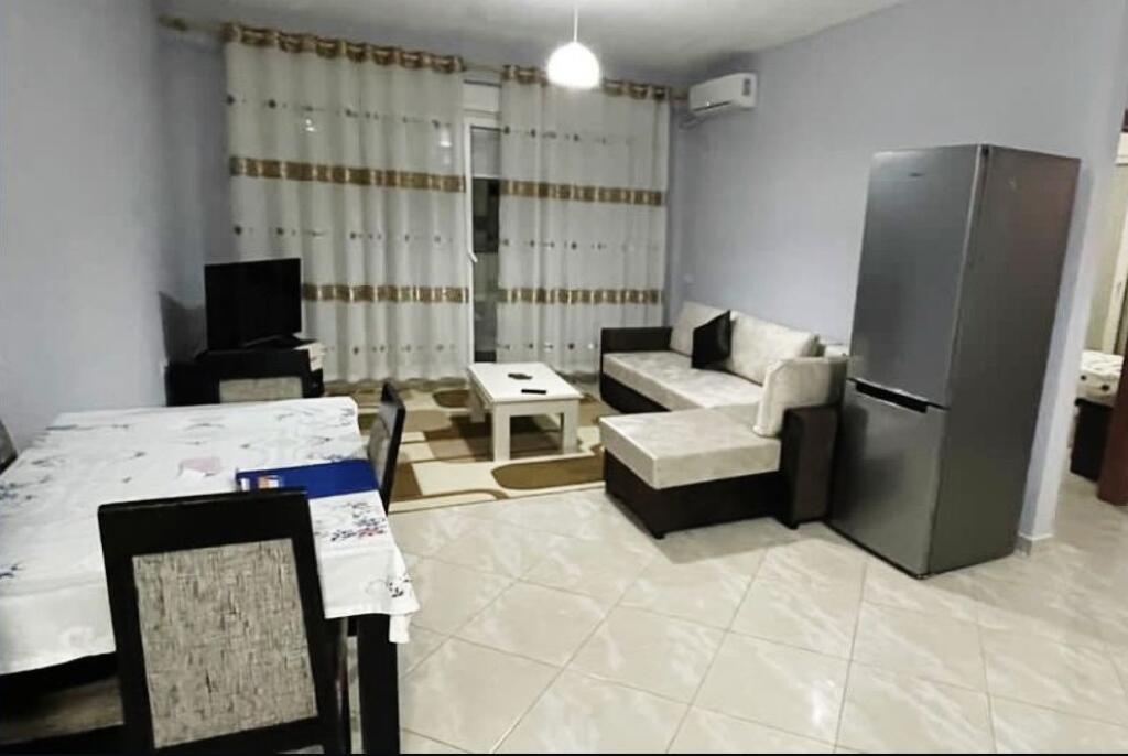 2+1,i mobiluar kompleks fz construksion,550 euro