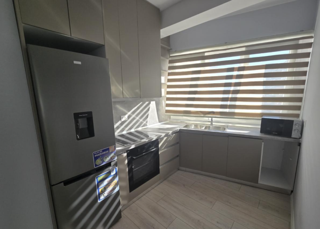 🏡 Shitet Apartament 2+1+2 – River Residence, Fusha e Aviacionit