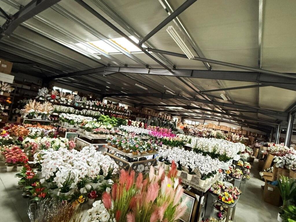 Magazzino in affitto a Prush (ID BM280) Tirana