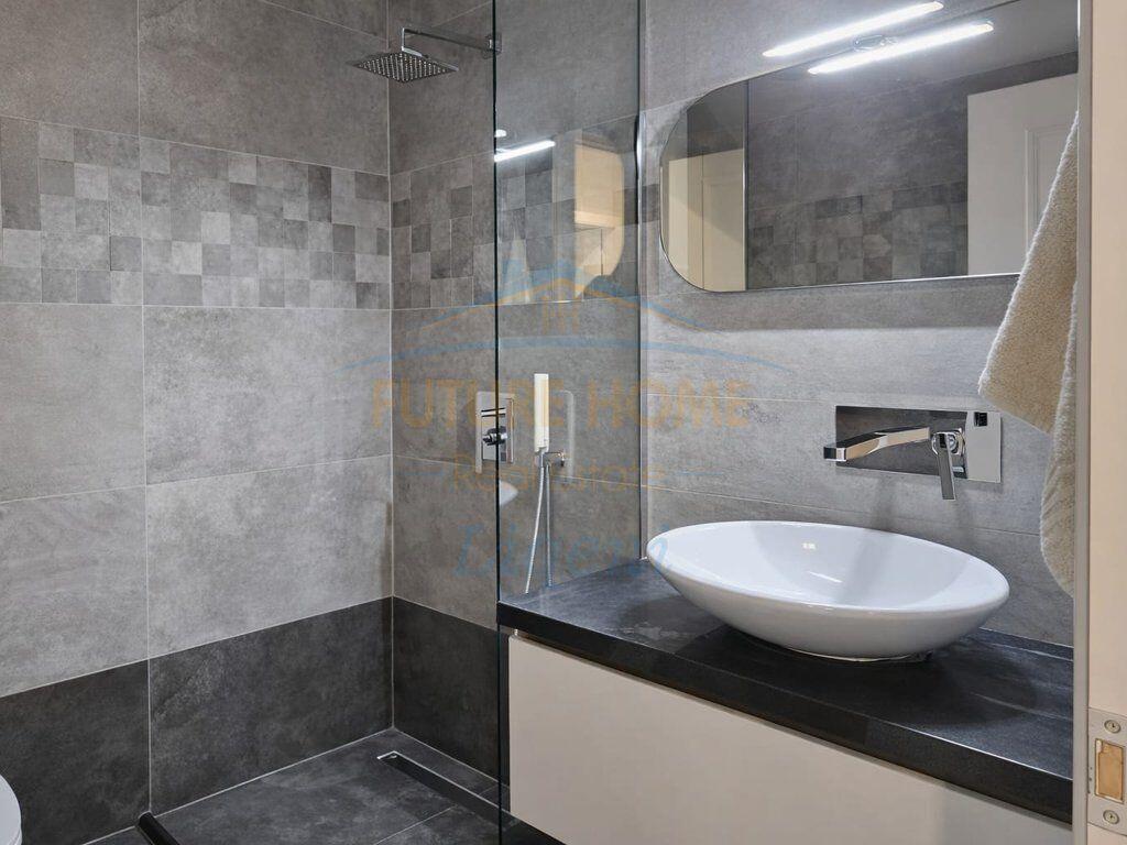 Qera 2+1+2 Qender,Tirane