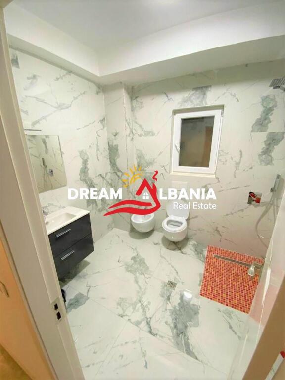 Zyre/Ambient Biznesi me Qera ne Qender prane Postes Qendrore ne Tirane (ID 4261853)