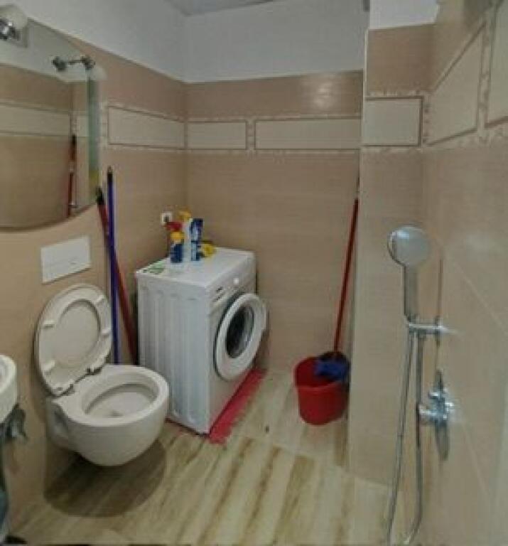 Shitet apartment 1+1+garsoniere te Besim Alla