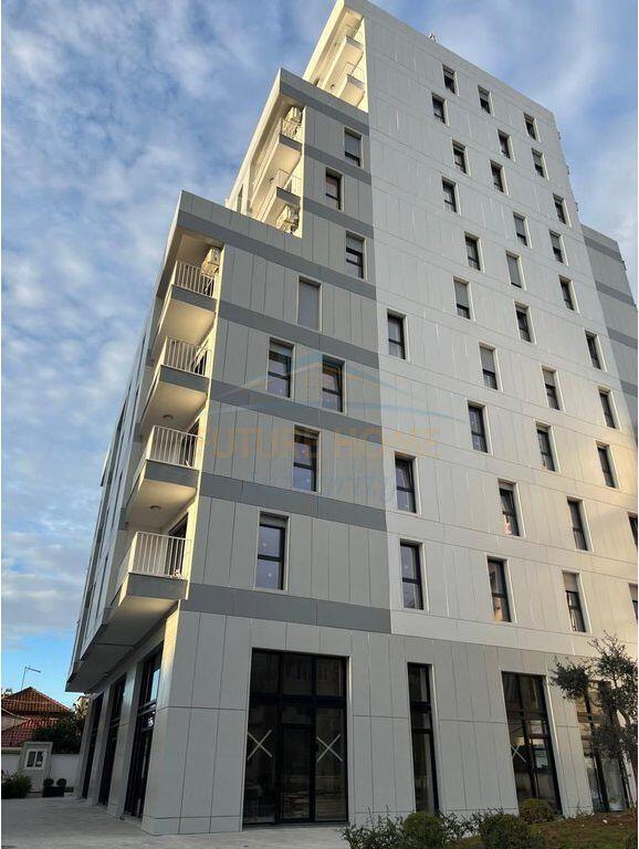 Apartment for sale 2+1+2, Xhamlliku, Tirana.