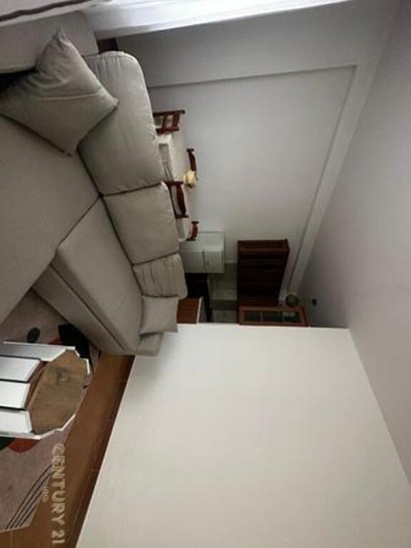 Appartamento 1+1 in Affitto – Comune di Parigi