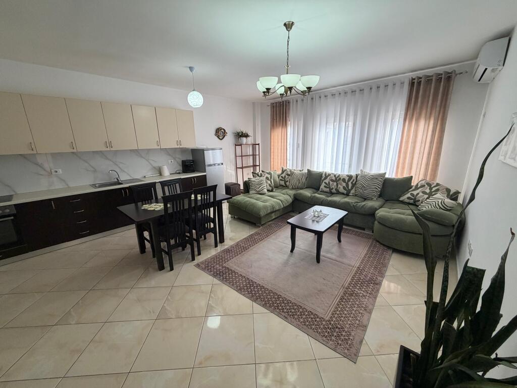 🏢Ne zonen e Don Boskos  jepet me qera apartament ,2+1+2,i mobiluar. 700EURO