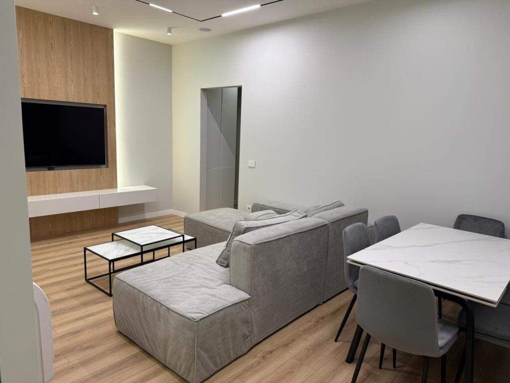 Apartament Me Qera 1+1 Tek Liqeni i Thate (ID B2101187) Tirane