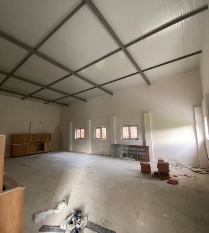 Warehouse for rent Rremes Coffee