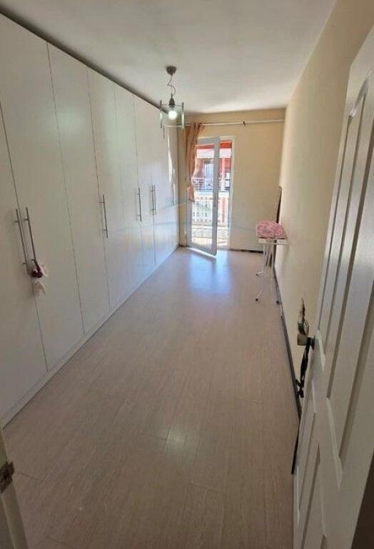 For sale, Duplex 3+1+3+Veranda, , Blloku, Gintash, Tirane.