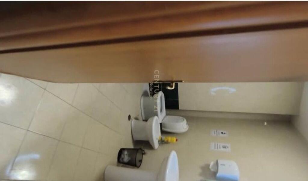 JAPIM ME QIRA APARTAMENT PER ZYRA TE SIRI KODRA