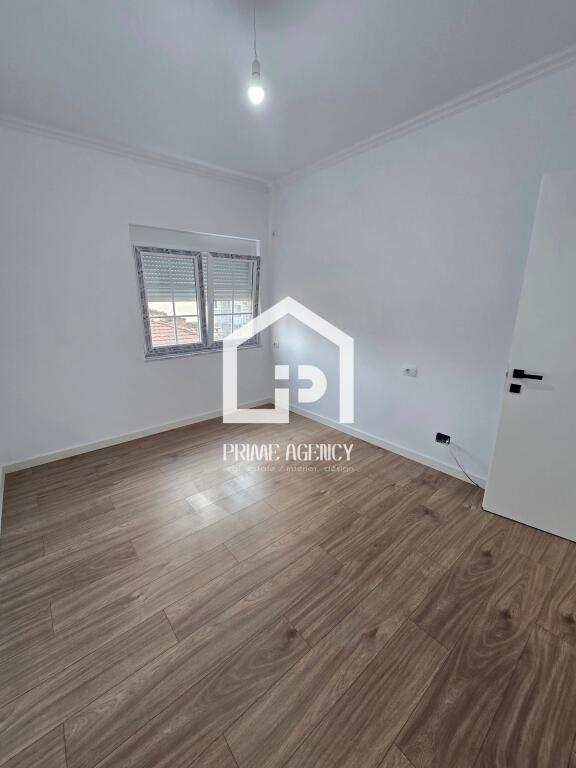 SHITET : Apartament 2+1/QENDER/ RRUGA BOGDANEVE   