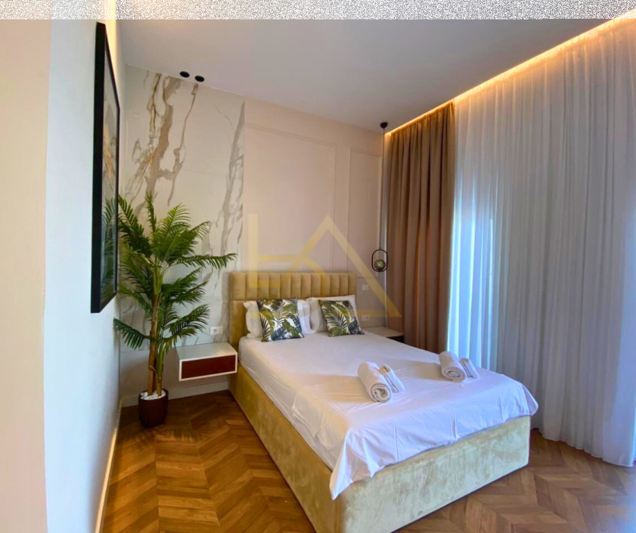 SHITEN 2 GARSONIERE – RADHIMË, VLORË