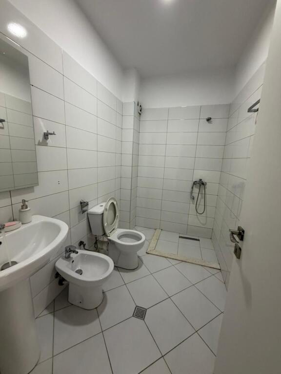 🏢Ne zonen e Don Boskos  jepet me qera apartament ,2+1+2,i mobiluar. 700EURO