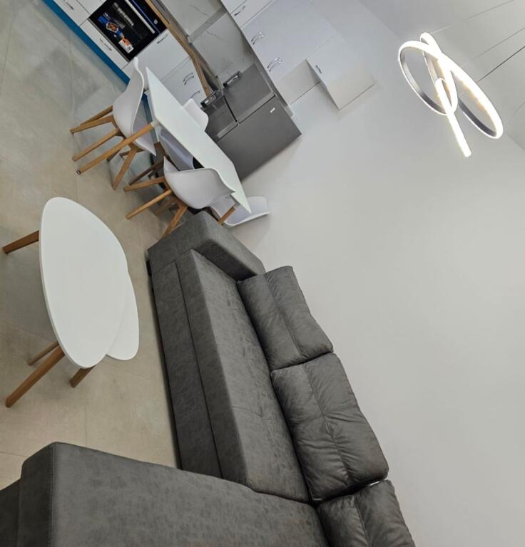 For rent 2+1+post Univers City