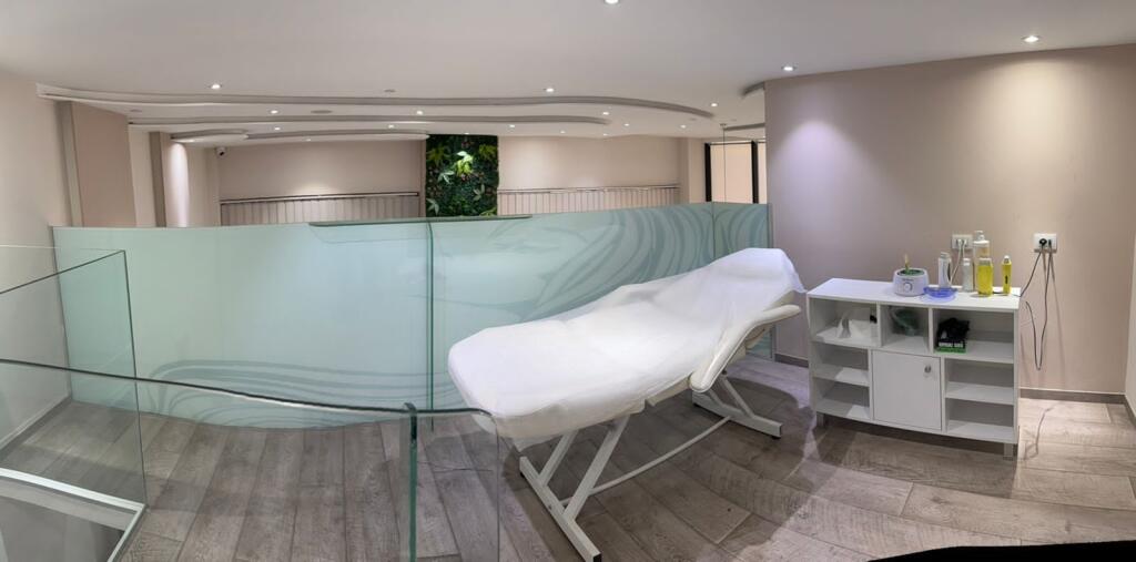 Shitet njesi biznesi