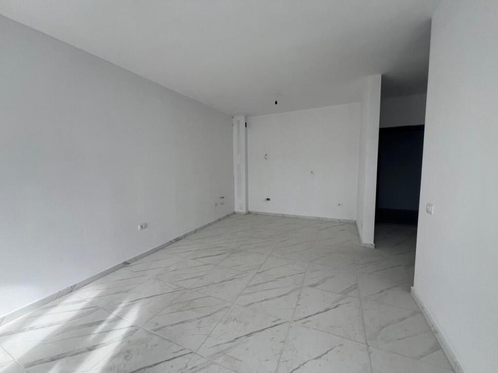 Apartament per shitje ne Orikum