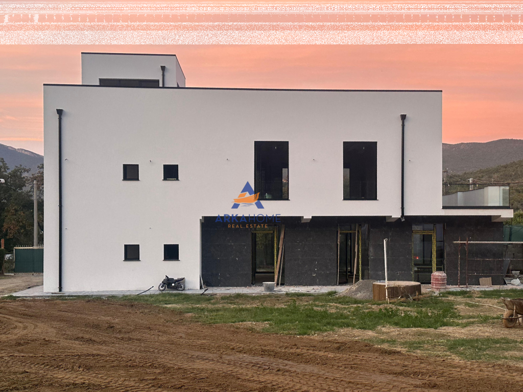 SERVICE UNIT+LAND FOR RENT IN BERZHITE 360M2 "BERZHITE" 3000 EURO