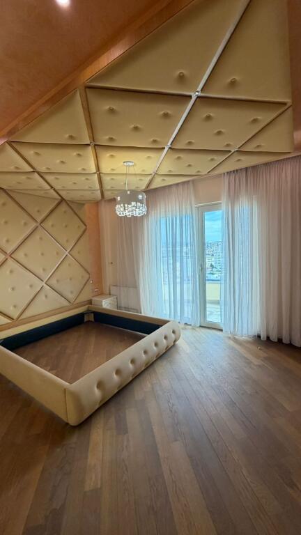 Super Attico in Vendita con Vista Mare – Spiaggia, Durrës