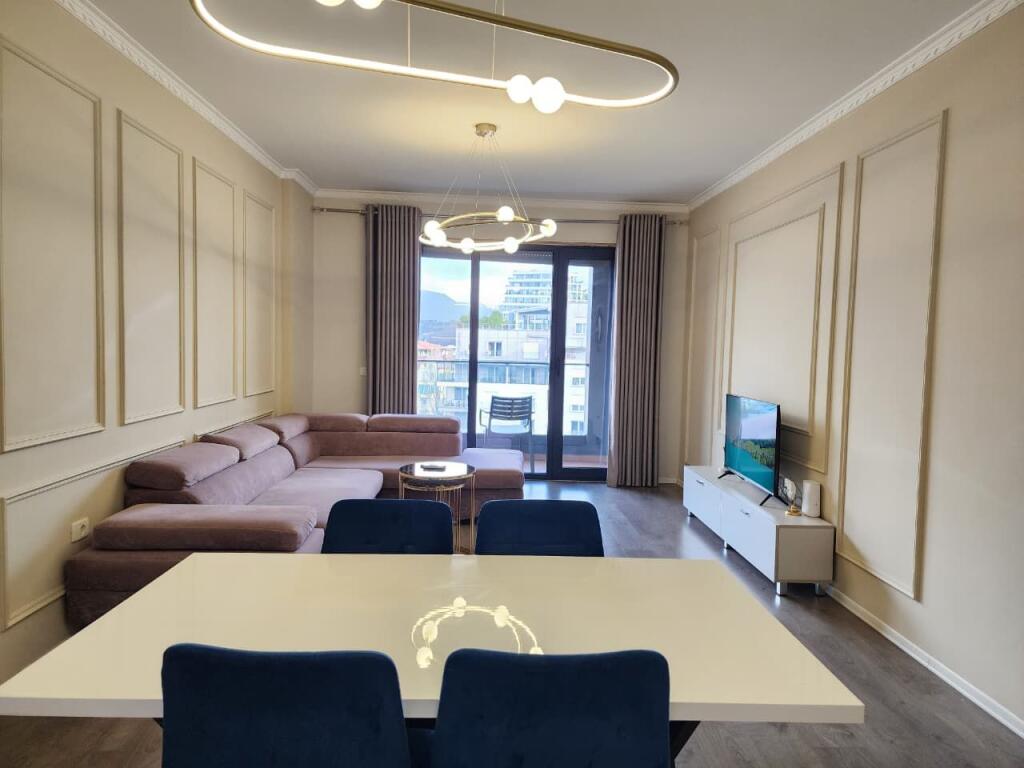 Super apartament 2+1+2wc (📍 Parku olimpik- Ngjiturë me Komuna e parisit) 120 m2 - 1300Eu/muaj 🔥