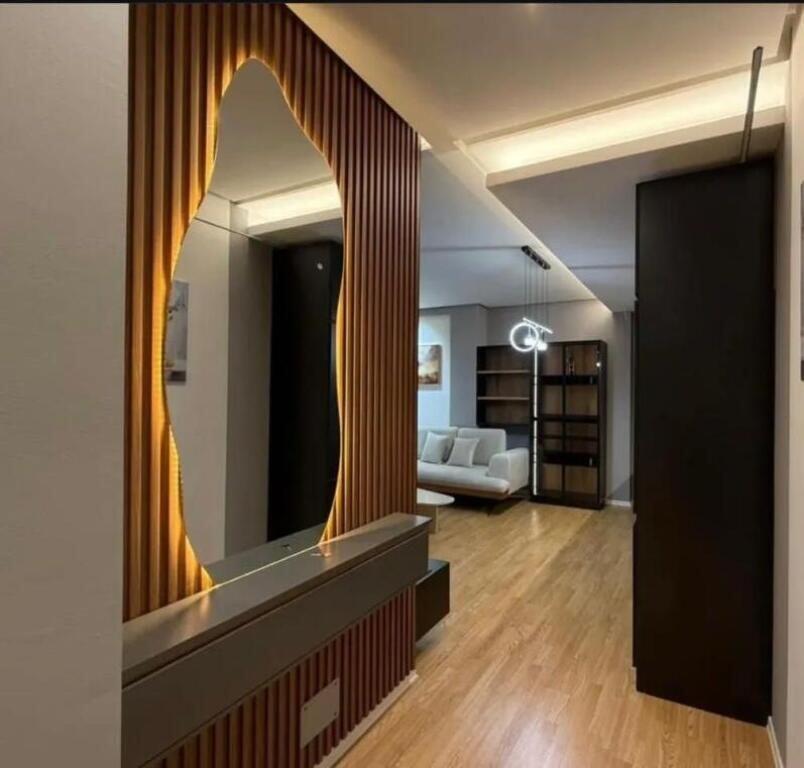 Apartament 2+1 me qira tek 9 Katëshet.