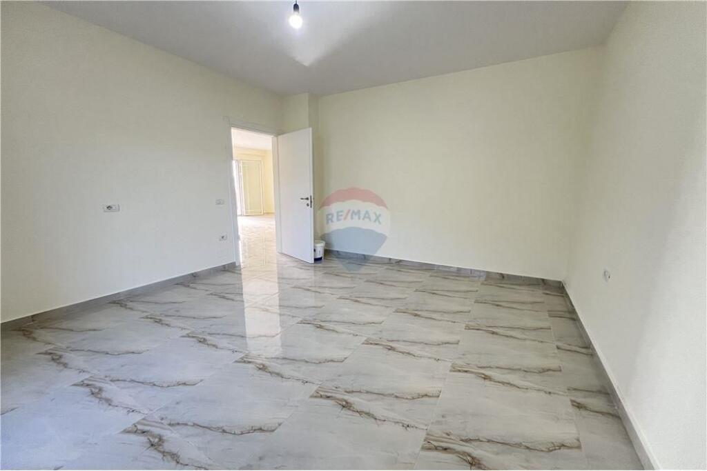 🏡 Apartment 2+1 – For Sale | Lungomare, Vlorë