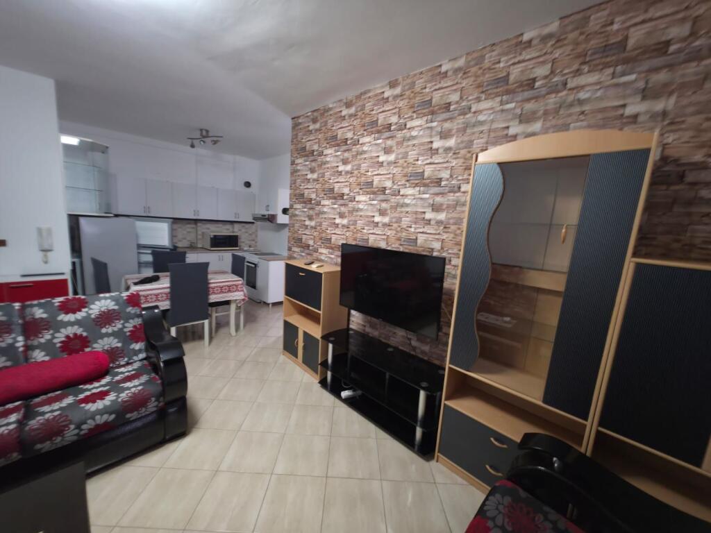 Jepet Apartament 1+1 me Qira – Rruga Bill Klinton