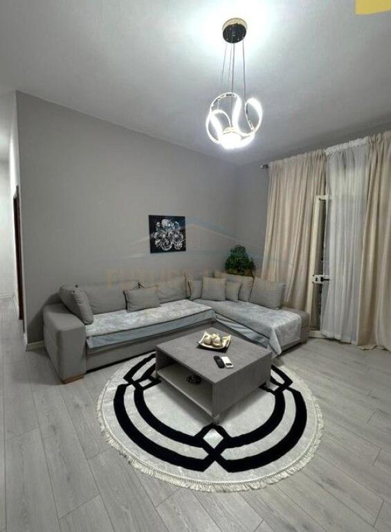 Rent, Apartment 1+1 , Barrikadave Street, Tirane