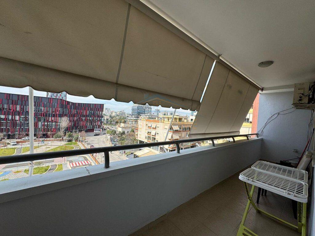 Shitet, Apartament 2+1, Air Albania, Tiranë
