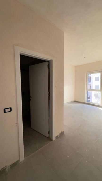 5 Maji Shitet Apartament 2+1+2