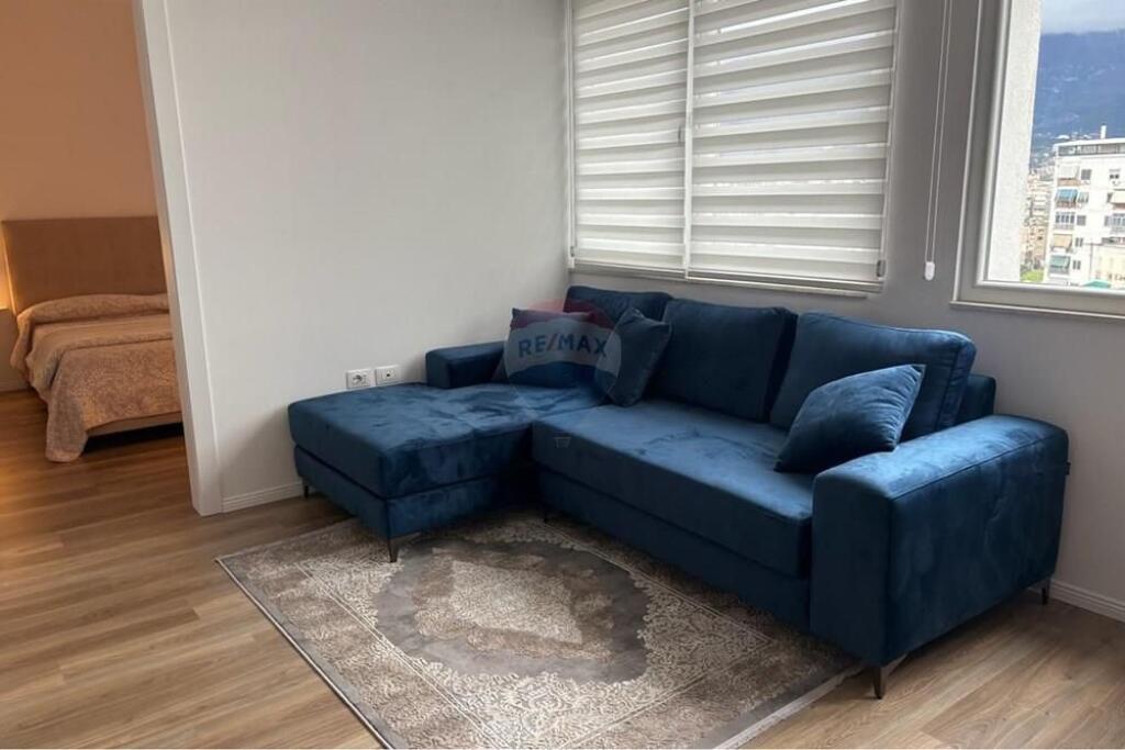Apartament 1+1 me qira tek shkolla Baletit!
