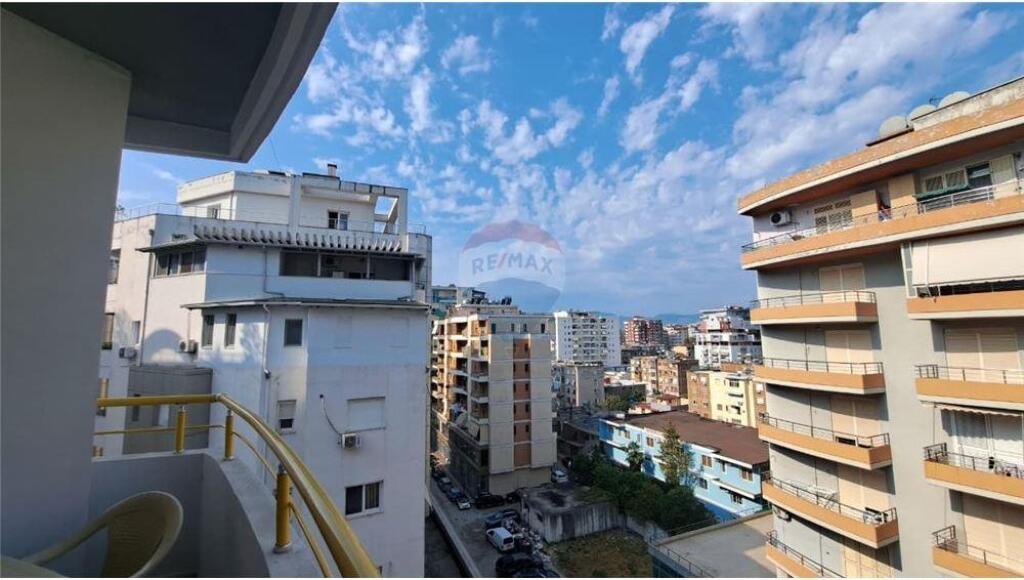 🏡 Apartament 2+1+2 në Shitje – Bulevardi Ismail Qemali, Vlorë