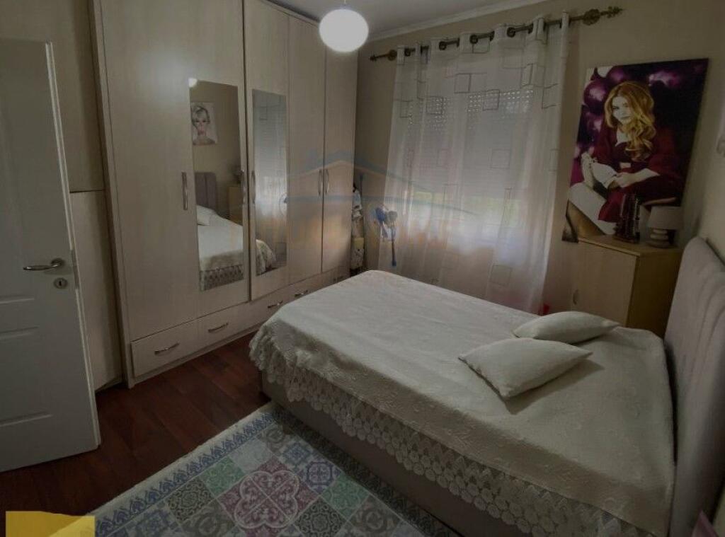 Shitet, Apartament 2+1+Garsoniere, Ambasada Amerikane, Tirane