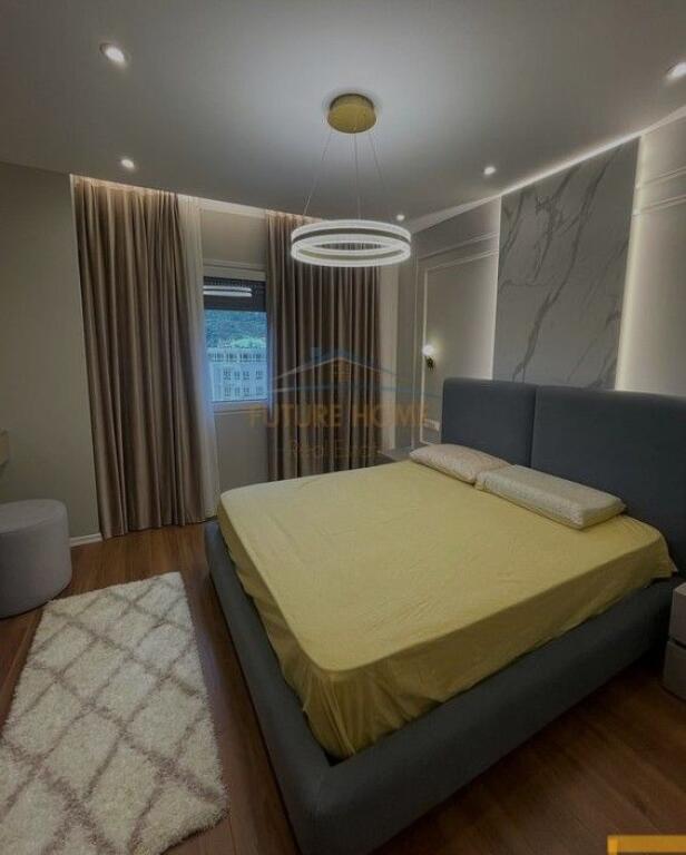 Shitet, Apartament 2+1+2, Kodra e Diellit, Tiranë
