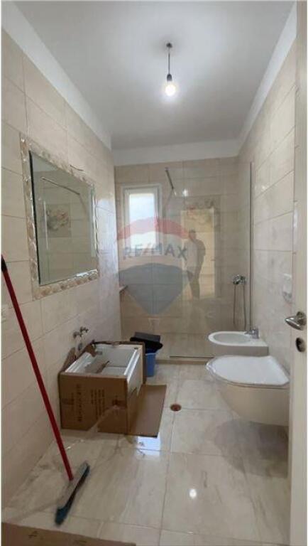 🏡 Apartment 2+1 – For Sale | Lungomare, Vlorë