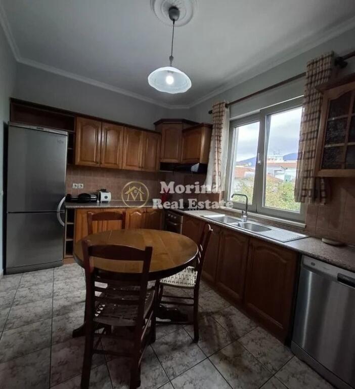 Qera | Vile 3 + 1 | Tregu Elektrik | 800 €/muaj