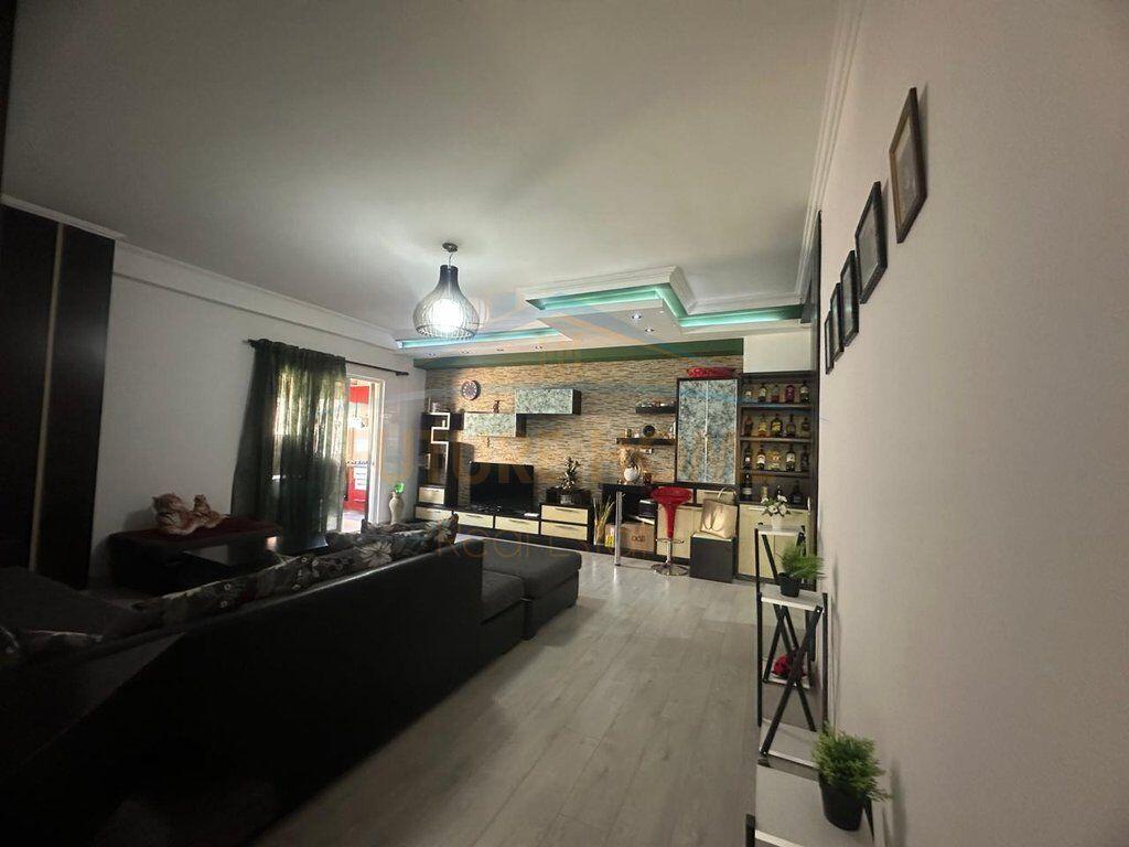 Shitet, Apartament 2+1, Jordan Misja, Tiranë.