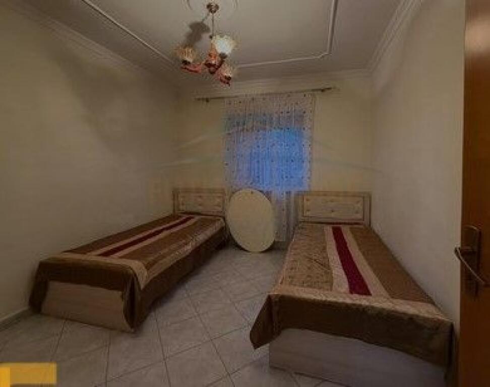 Shitet, Apartament 2+1, Oxhaku, Tiranë.