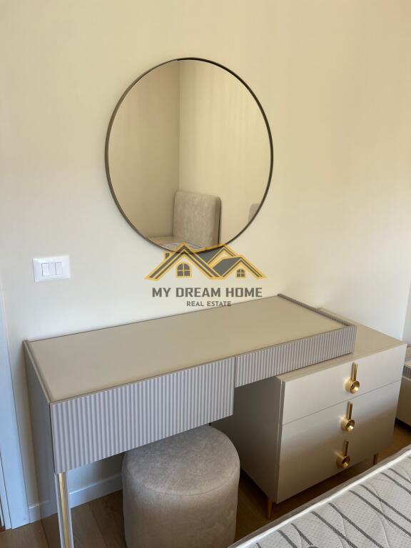 SHITET SUPER APARTAMENT NE GOLEM!