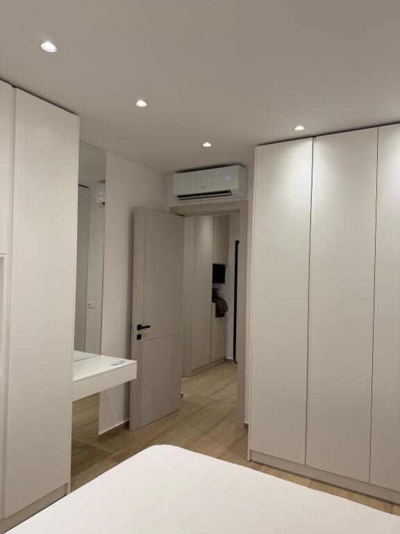 Super 1+1 apartment at Zogu Zi (residence)