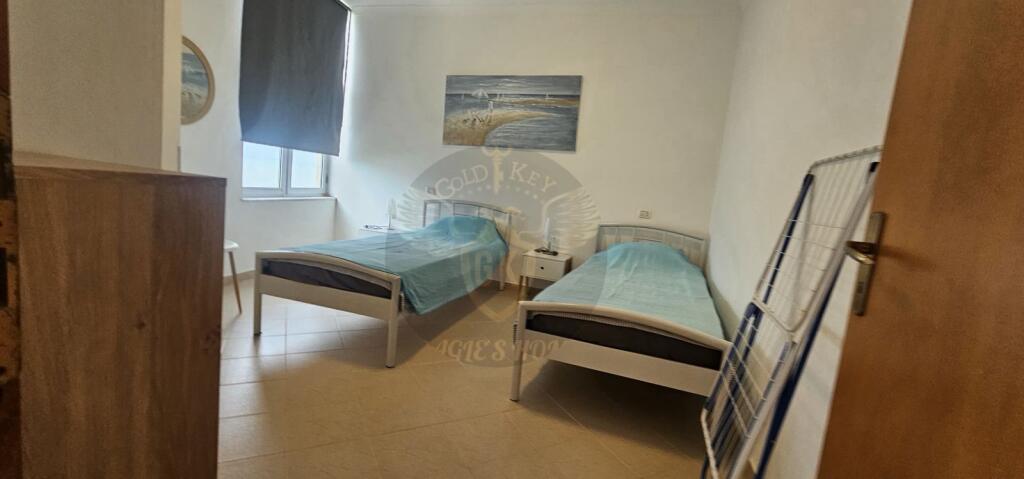 🏡 APARTAMENT 1+1 NË SHITJE – PAMJE E PLOTË NGA DETI 🌊 📍 Shkëmbi i Kavajës