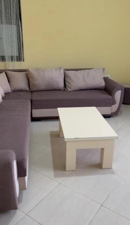 Apartament me qera 1+1 - 📍Vasil Shanto
