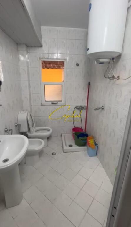 APARTAMENT ME QIRA 1+1 PORCELAN 45.000 LEKE
