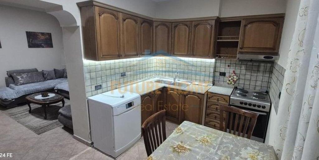Qira, Apartament 1+1, Pazari i Ri, Tirane.