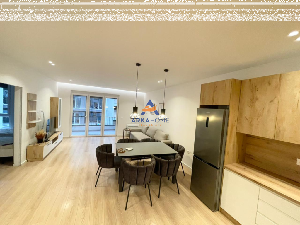 SHITET APARTAMENT 2+1+2+2BALLKONE "TE LIQENI I THATË" 230.000 EURO