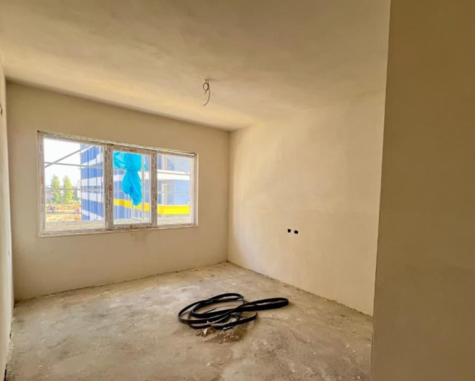 🏢 Shitet Apartament 2+1+2 – Univers City   