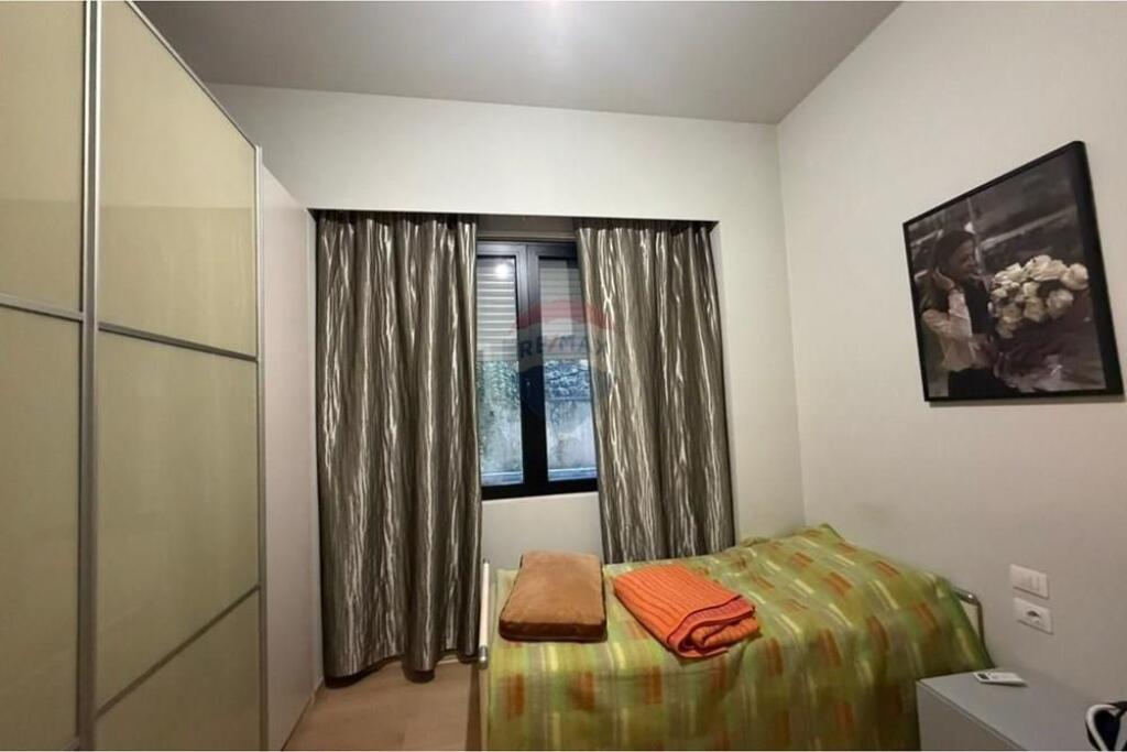 SHESIM APARTAMENT 3+1+2 LIQENI I THATE! !