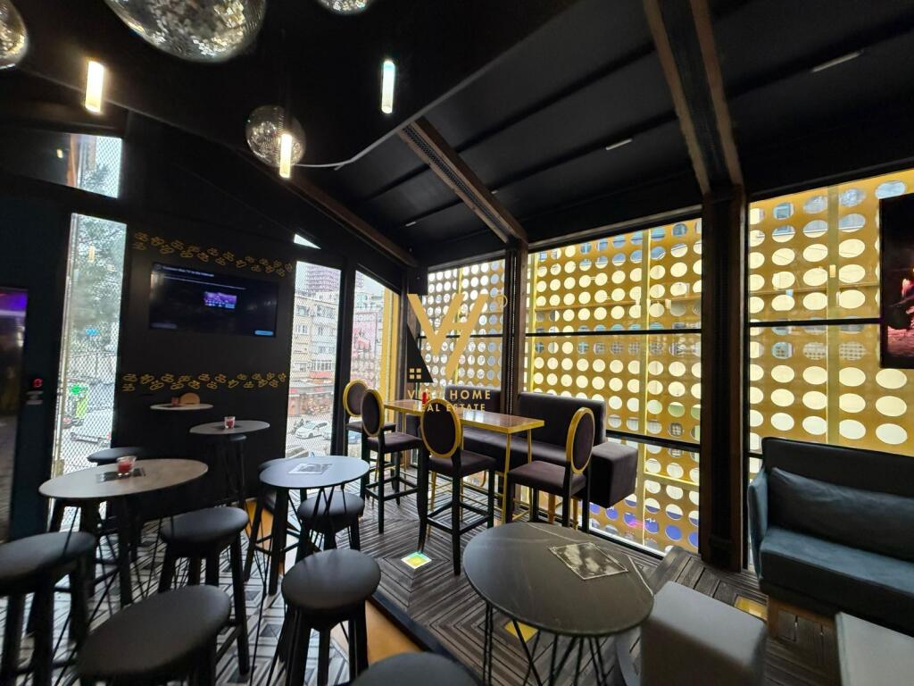 GIVEN LOCAL 70 M2 FOR RENT AT 21 DHJETORI 800 EURO