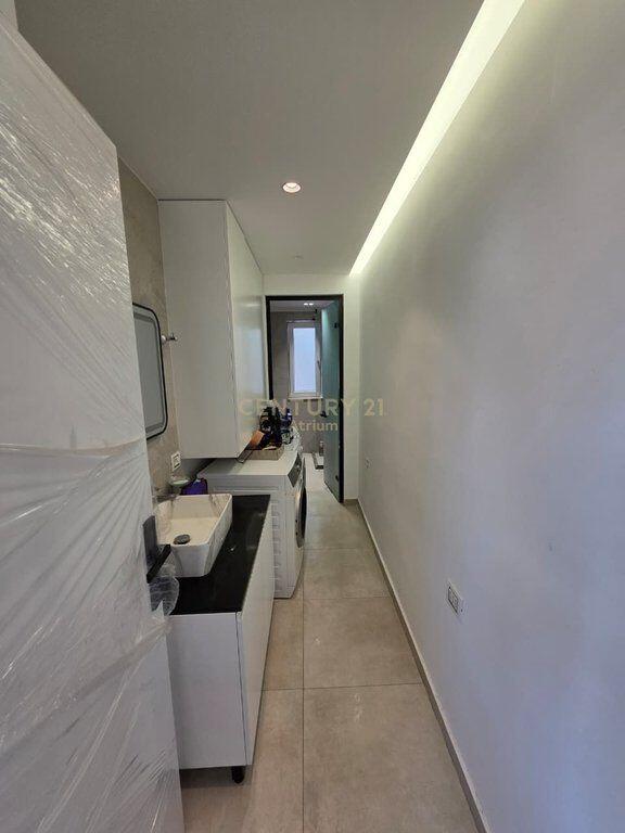 SHITET VILE 2-KATESHE PRANE TV-KLAN !